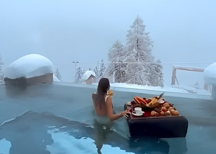 heating swimming pool