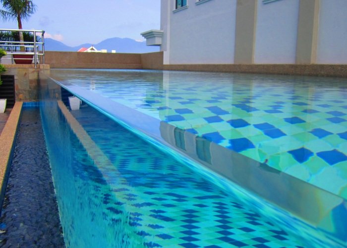 acrylic pool panel thick