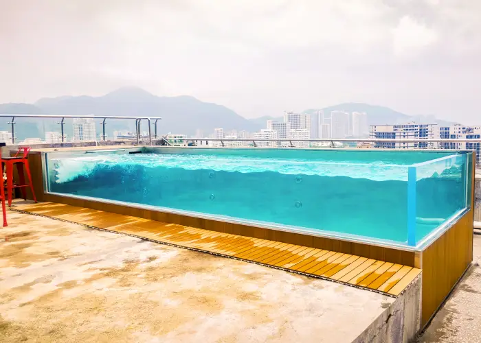 Metal pool